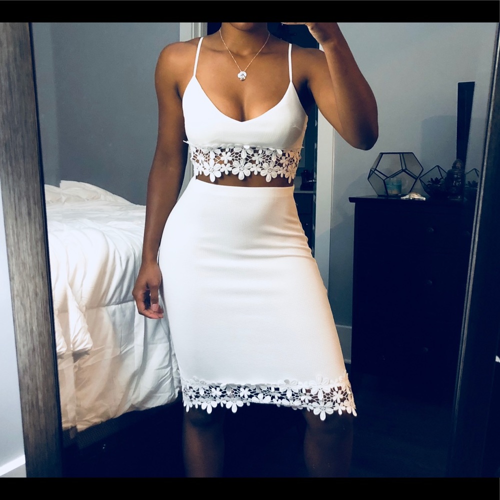 White floral crop top